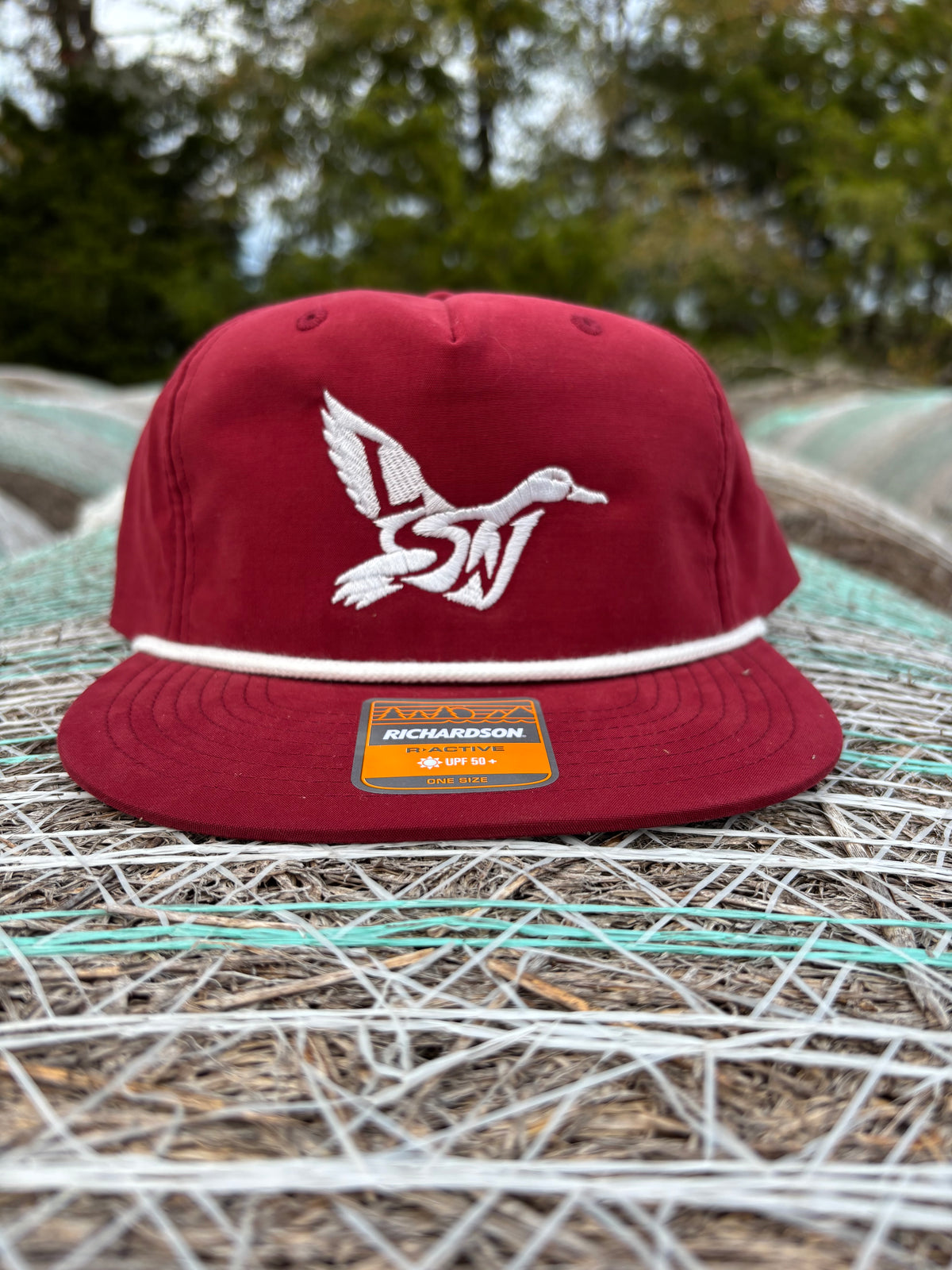 LSW Duck - Cardinal/White